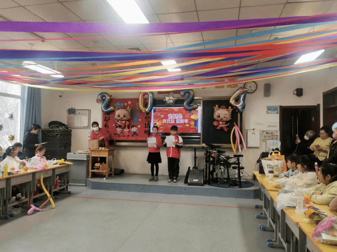 桃符历日年年事一度相看一度新——高新区学校幼儿园举行“庆元旦”主题活动(图6)