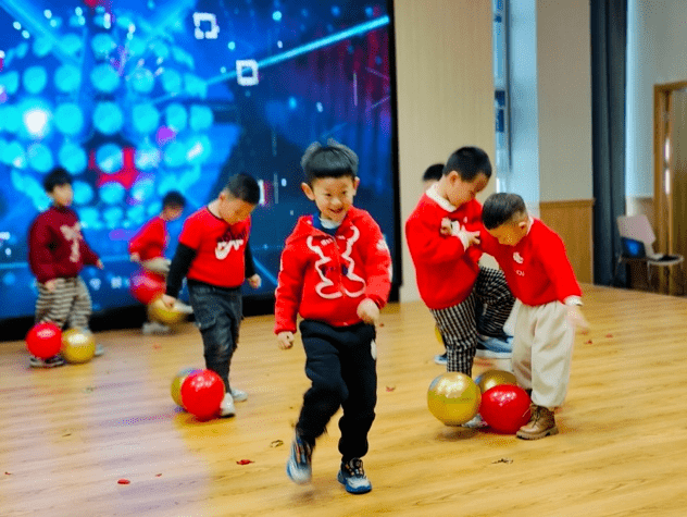 桃符历日年年事一度相看一度新——高新区学校幼儿园举行“庆元旦”主题活动(图23)